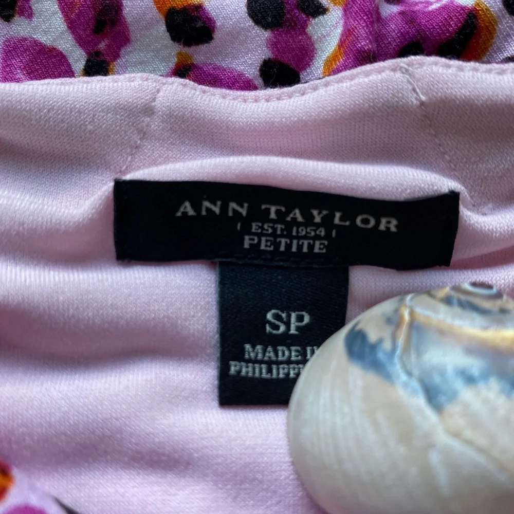 Ann Taylor Floral Ruched Dress SP Pink - Picture 9 of 11